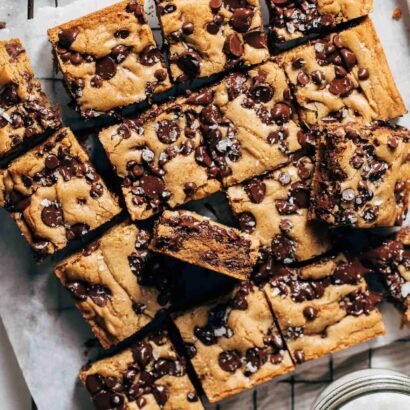 Chocolate-Chip-Cookie-Bars-Recipe