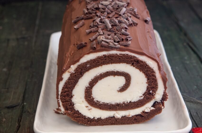 Chocolate-Swiss-Roll-Recipe