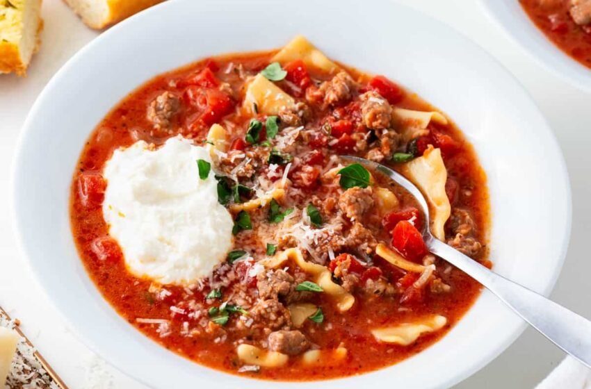 Crockpot-Lasagna-Soup-Recipe