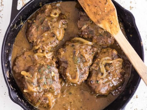 Hamburger-Steak-with-Onions-and-Gravy-Recipe