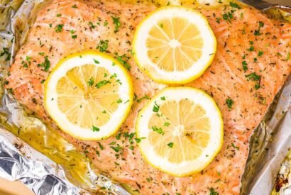 Thumbnail for Baked Salmon In Foil Recipe