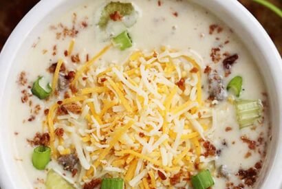 Thumbnail for Slow Cooker Cheeseburger Soup Recipe