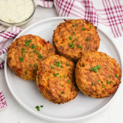 Air-Fryer-Salmon-Cakes-Recipe