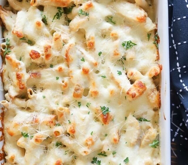 Chicken-Alfredo-Casserole-Recipe