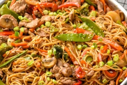 Thumbnail for Pork Lo Mein Recipe